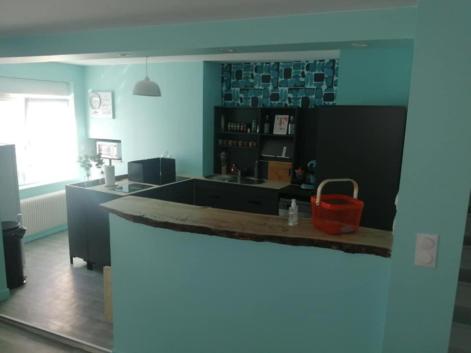 Jolie Maison Centre Ville D'เอตาปล์ ภายนอก รูปภาพ